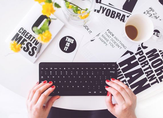 Top 10 best-selling Websites in 2016